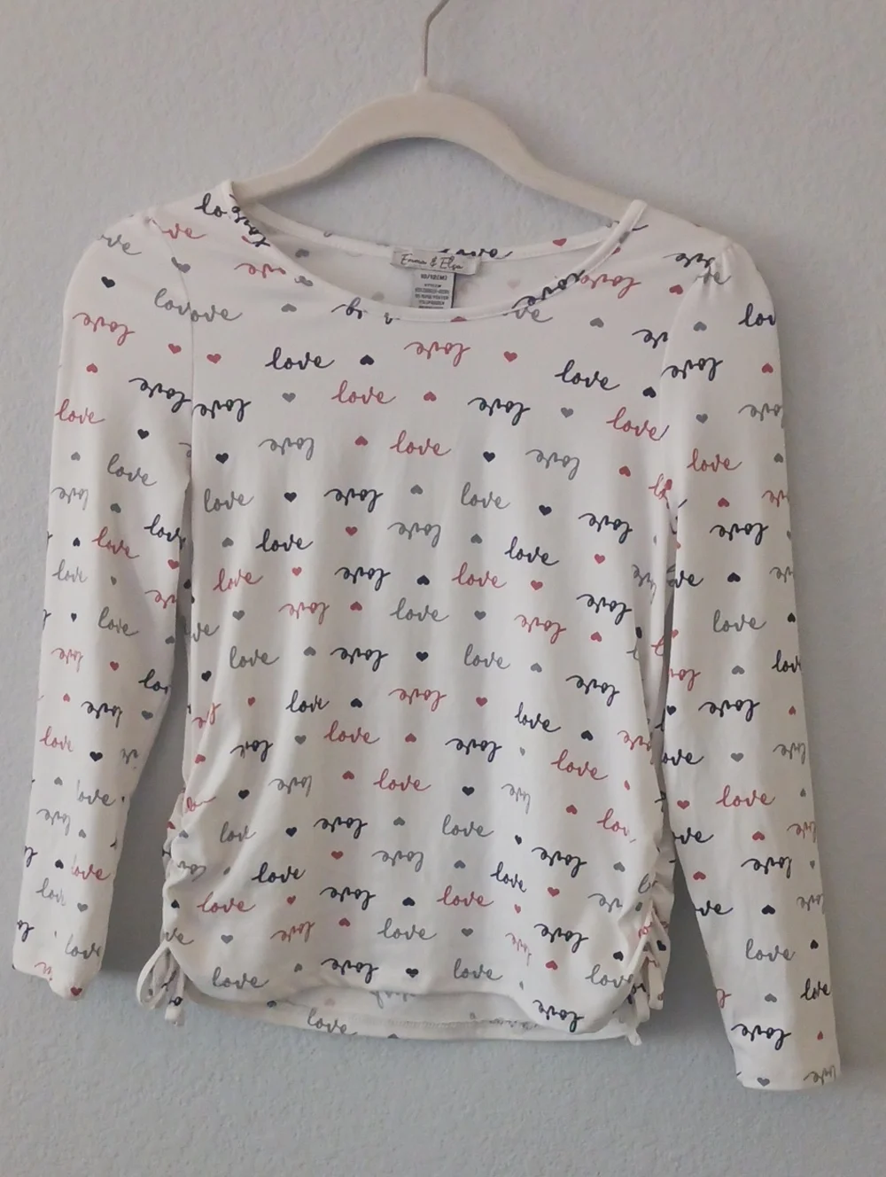 10×$13!!🔴Long-Sleeve White 'Love' Print Tee with Red & Navy Accents